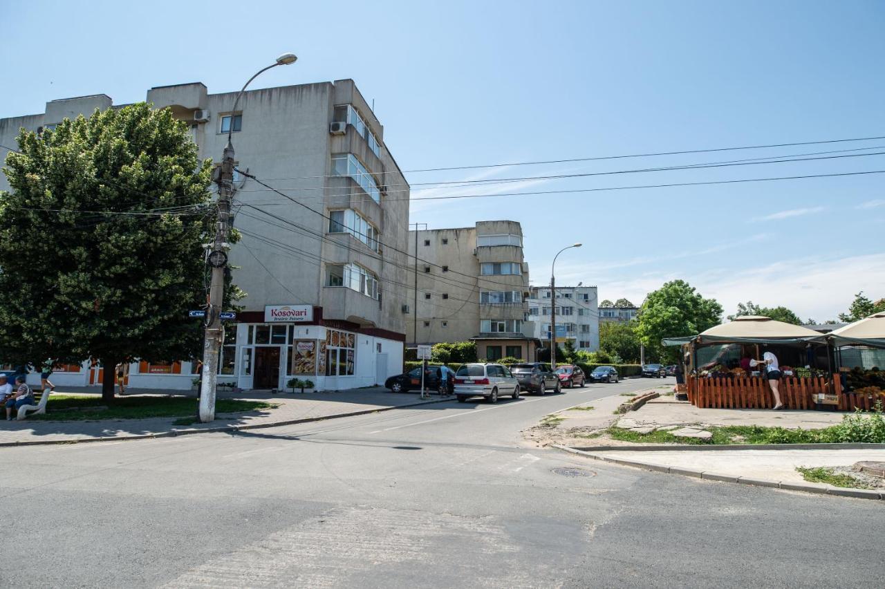 Marco Apartment Mangalia Bagian luar foto